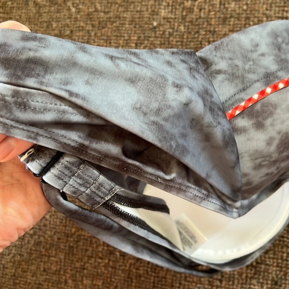 Body Glove bikini - Picture 3 of 15